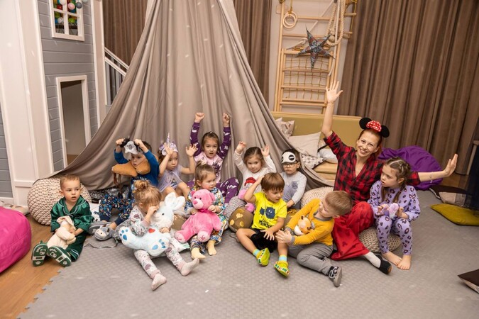 Madonna family club