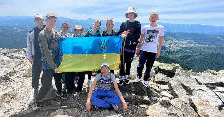 Юні Кемп у Буковелі